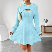 Mirellia - Strick-Minikleid mit Kapuze – Hellblau