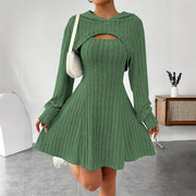Mirellia - Strick-Minikleid mit Kapuze – Grün