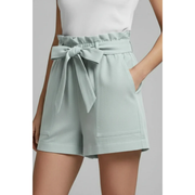 Talia | Damen Shorts Mit Bindebund Für Sommer – Hellgrün