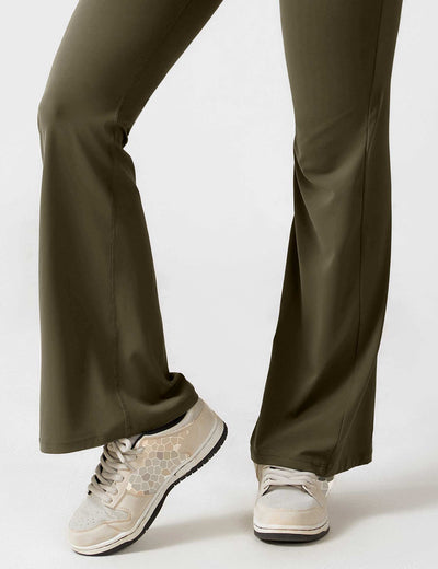 Rückenfreier Jumpsuit mit Schlaghose – Liv