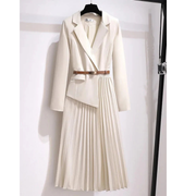Zinnia | Damen Elegante Midikleid Mit Plissee – Beige